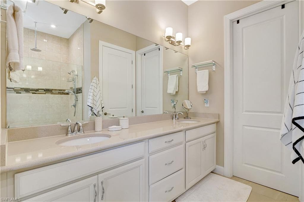 8142 Lucello Ter S, Naples, FL 34114-16