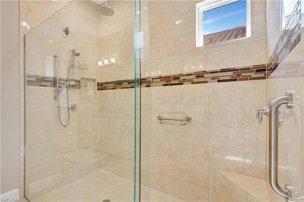 8142 Lucello Ter S, Naples, FL 34114-18