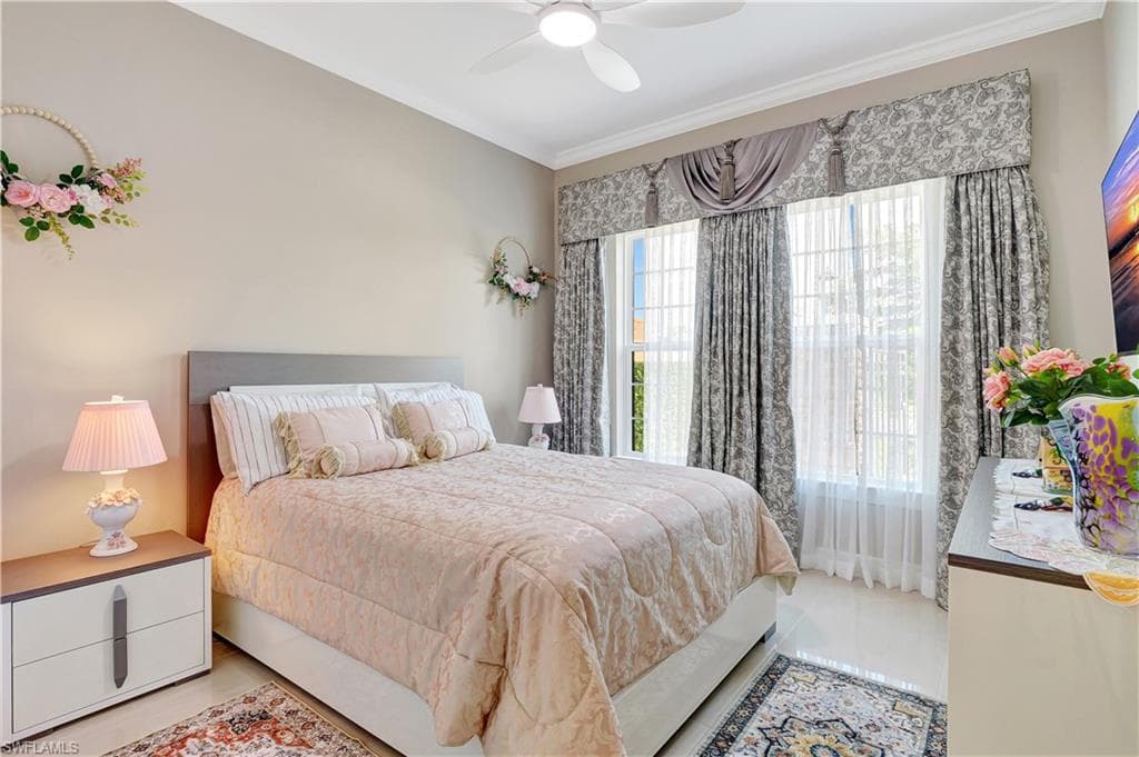 8142 Lucello Ter S, Naples, FL 34114-19