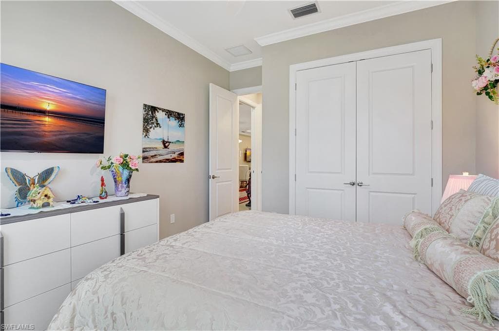 8142 Lucello Ter S, Naples, FL 34114-20