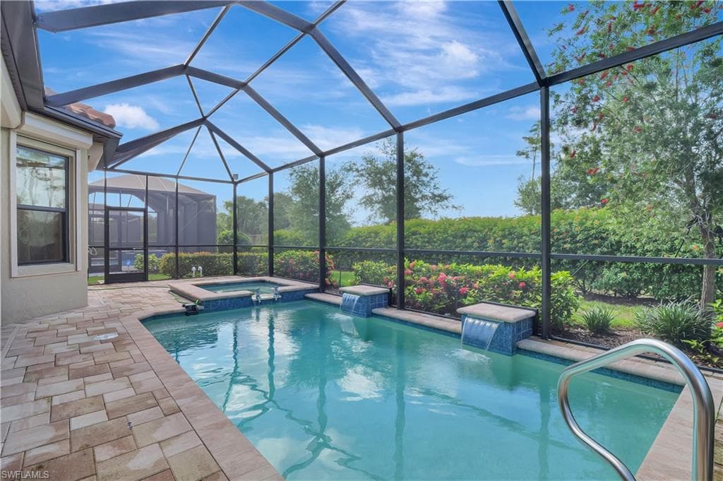 8142 Lucello Ter S, Naples, FL 34114-30