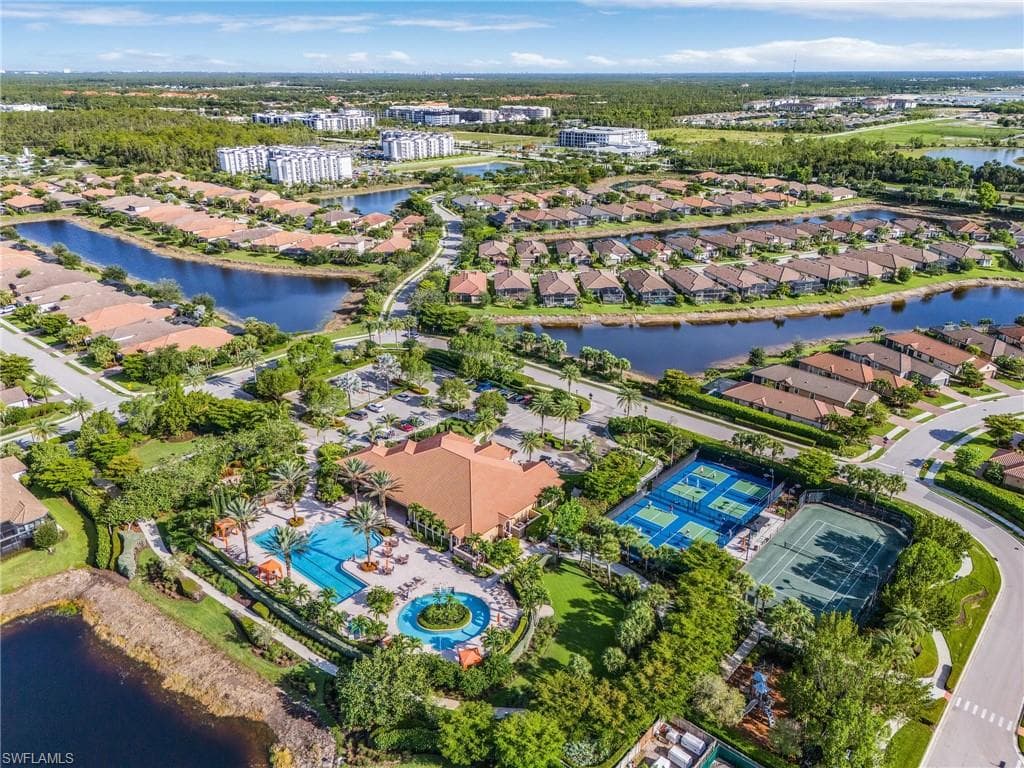 8142 Lucello Ter S, Naples, FL 34114-39