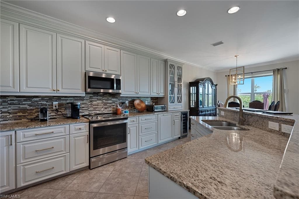 8681 Banyan Bay Blvd, Fort Myers, FL 33908-10
