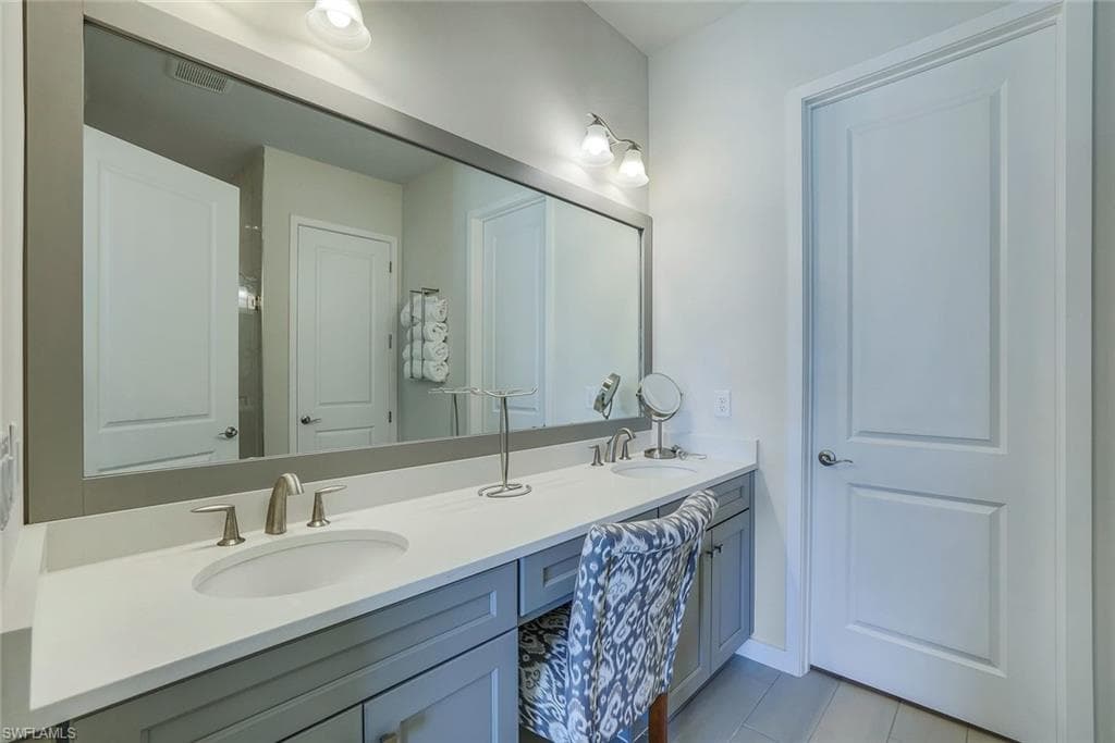 14712 Kingfisher Loop, Naples, FL 34120-13