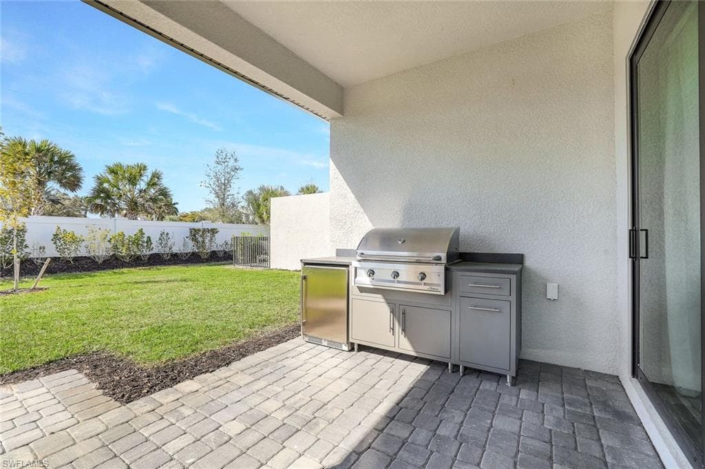 14712 Kingfisher Loop, Naples, FL 34120-26