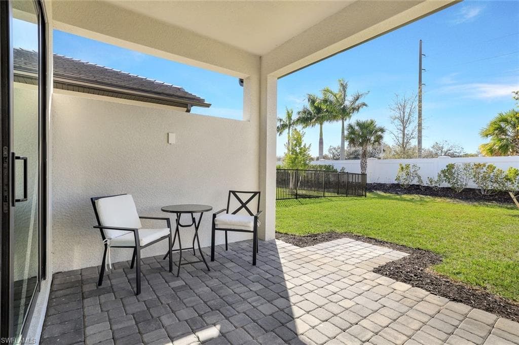 14712 Kingfisher Loop, Naples, FL 34120-27