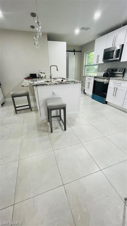 4 Palm Blvd, Lehigh Acres, FL 33936-21