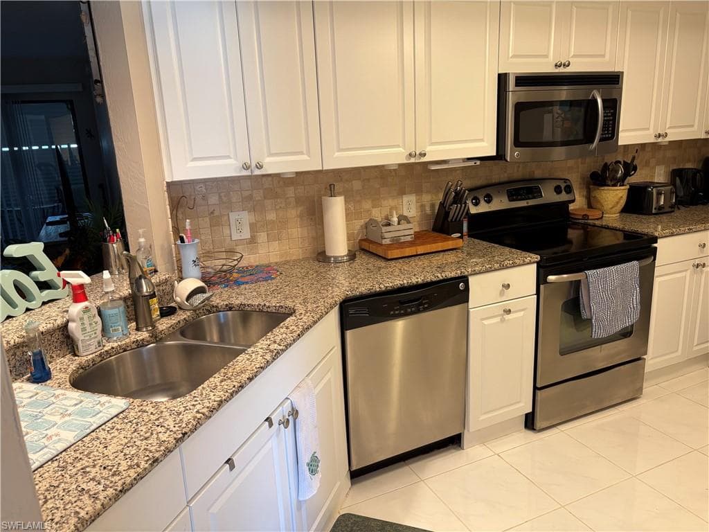 4987 Pepper Cir I107, Naples, FL 34113-12