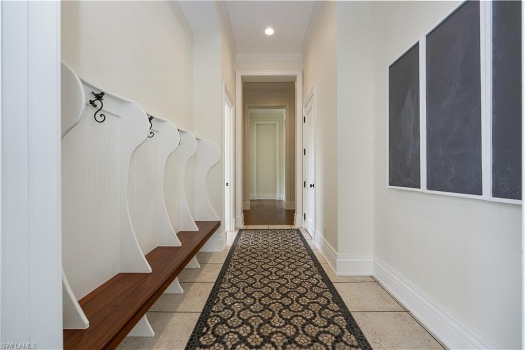 2263 Coach House Ln, Naples, FL 34105-28