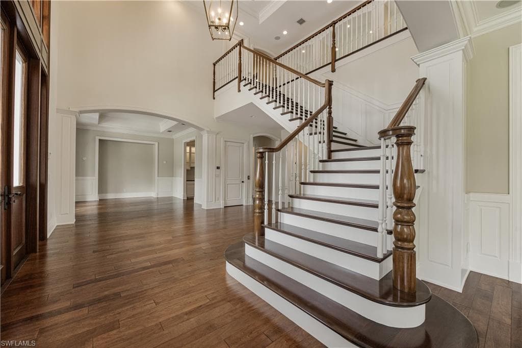 2263 Coach House Ln, Naples, FL 34105-8