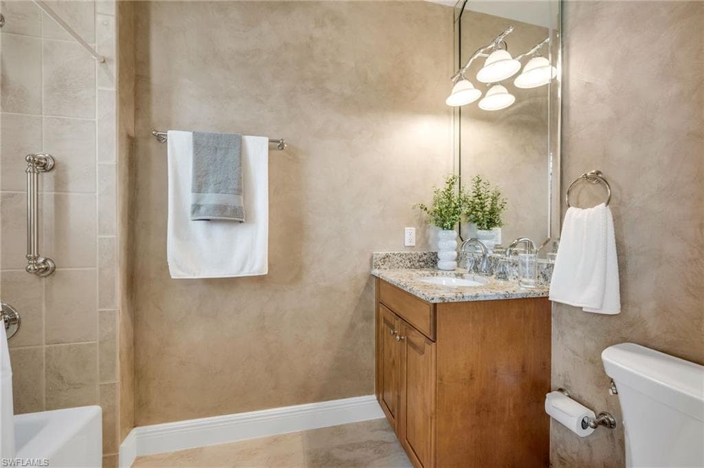 580 El Camino Real 3606, Naples, FL 34119-18