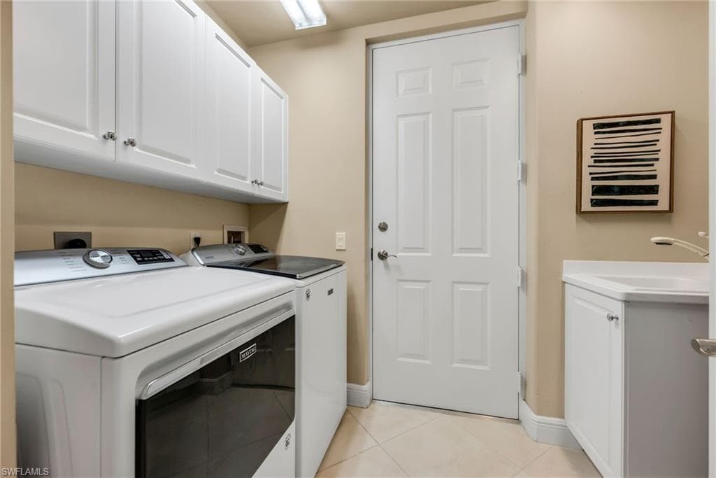 580 El Camino Real 3606, Naples, FL 34119-20