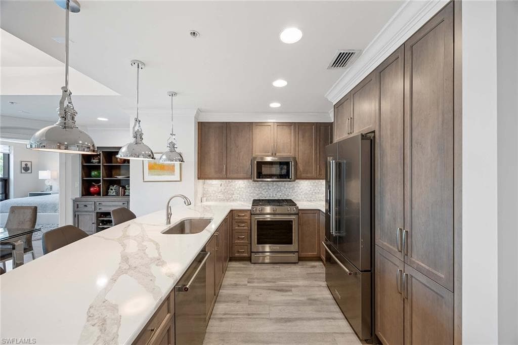 9115 Strada Pl 5312, Naples, FL 34108-3