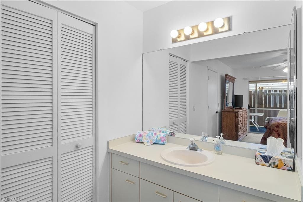 3364 Timberwood Cir, Naples, FL 34105-13