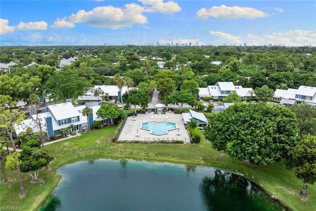 3364 Timberwood Cir, Naples, FL 34105-33