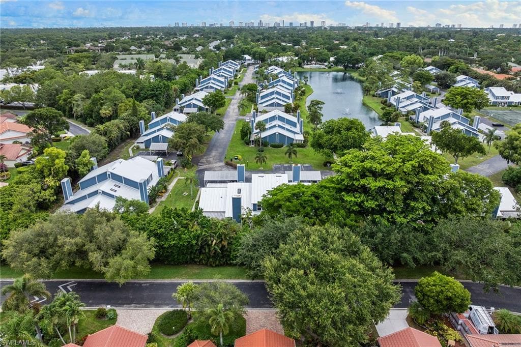 3364 Timberwood Cir, Naples, FL 34105-34