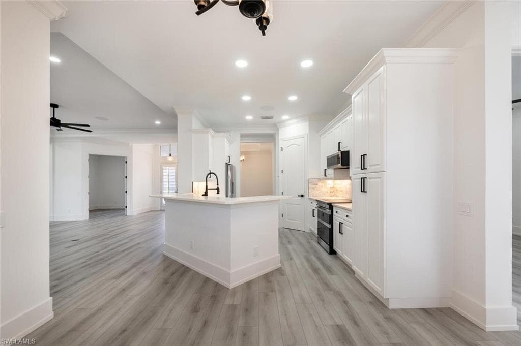 18141 Creekside View Dr, Fort Myers, FL 33908-16