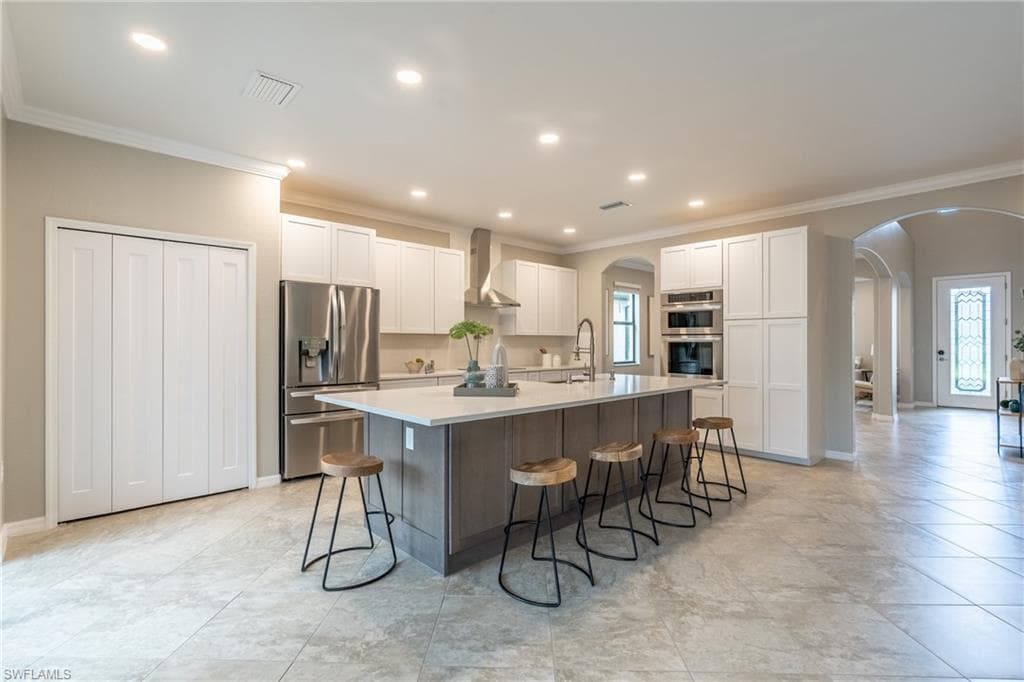 1588 Vizcaya Ln, Naples, FL 34113-9