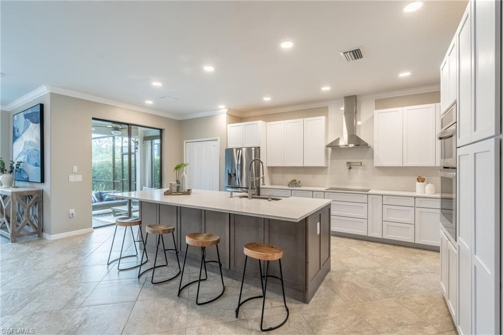 1588 Vizcaya Ln, Naples, FL 34113-11