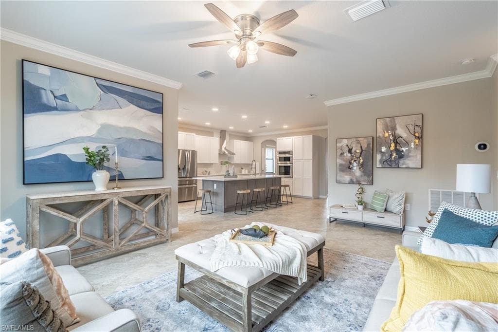 1588 Vizcaya Ln, Naples, FL 34113-15