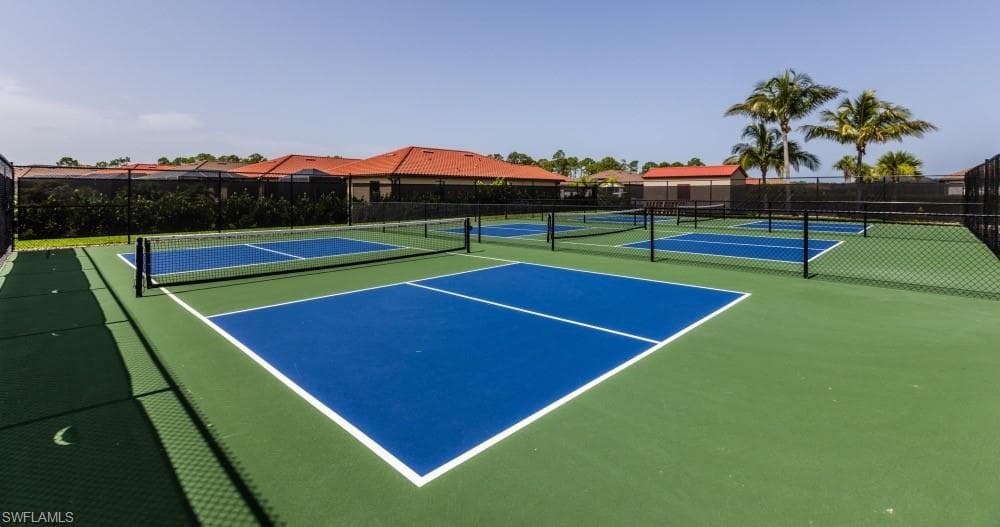 1588 Vizcaya Ln, Naples, FL 34113-47