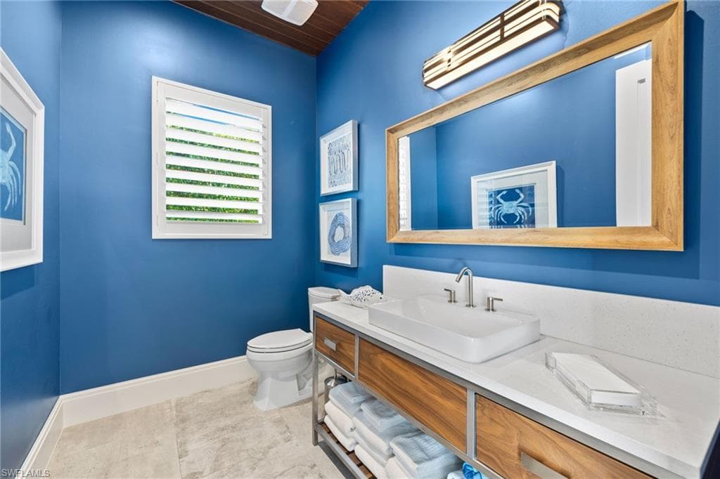 745 Riviera Dr, Naples, FL 34103-18