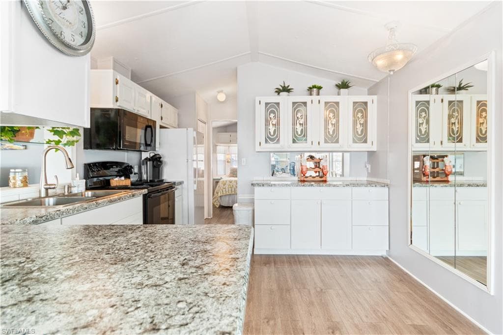 11089 Sunglow Ln, Fort Myers, FL 33908-14