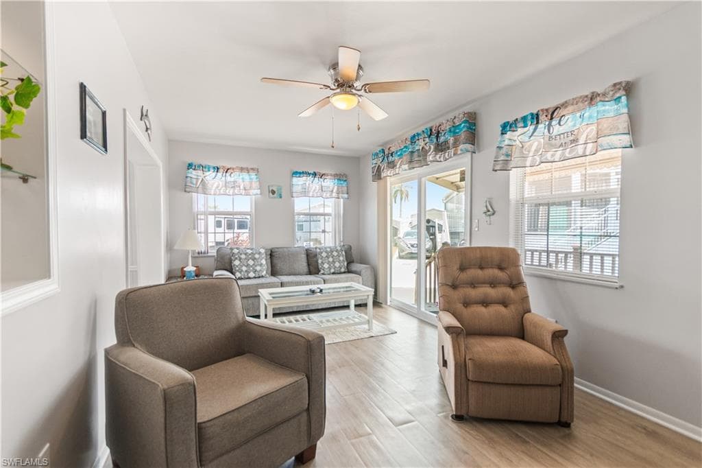11089 Sunglow Ln, Fort Myers, FL 33908-19