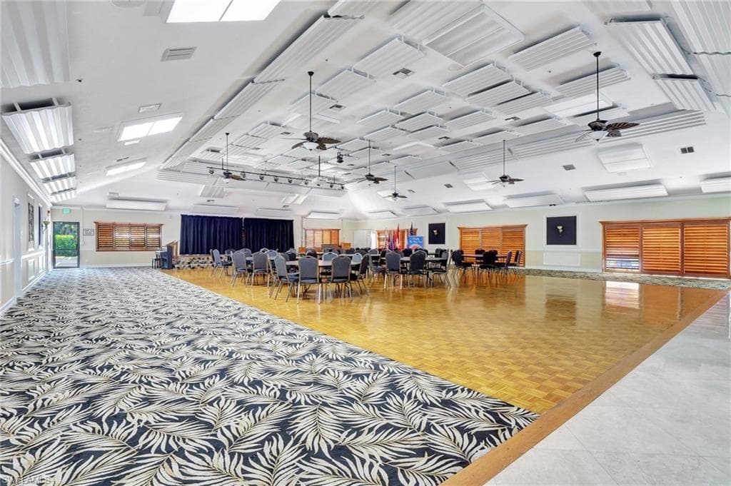 1031 Crystal Lake Dr, Naples, FL 34120-23