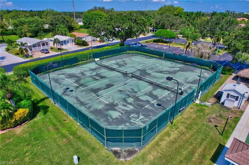 1031 Crystal Lake Dr, Naples, FL 34120-31