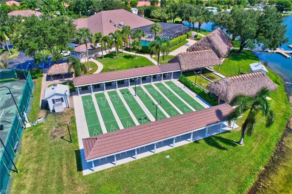 1031 Crystal Lake Dr, Naples, FL 34120-32