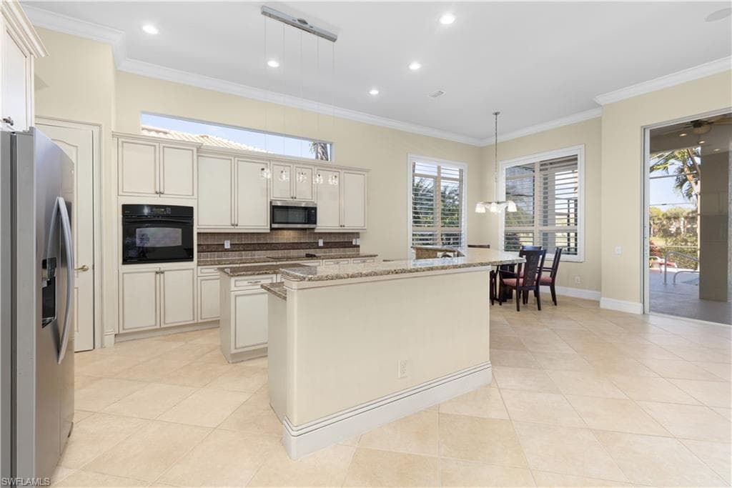12103 Via Cercina Dr, Bonita Springs, FL 34135-6