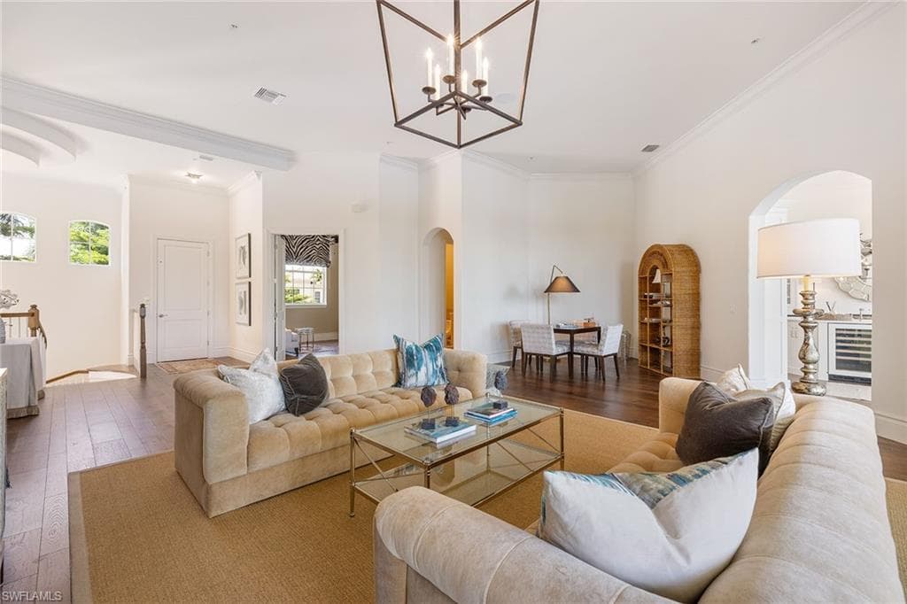 15505 Monterosso Ln 202, Naples, FL 34110-8