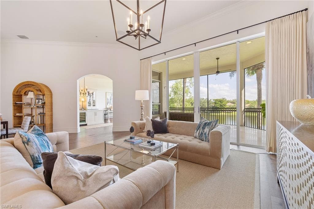 15505 Monterosso Ln 202, Naples, FL 34110-6