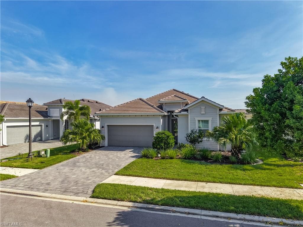 5950 Berwick Ln, Ave Maria, FL 34142-1