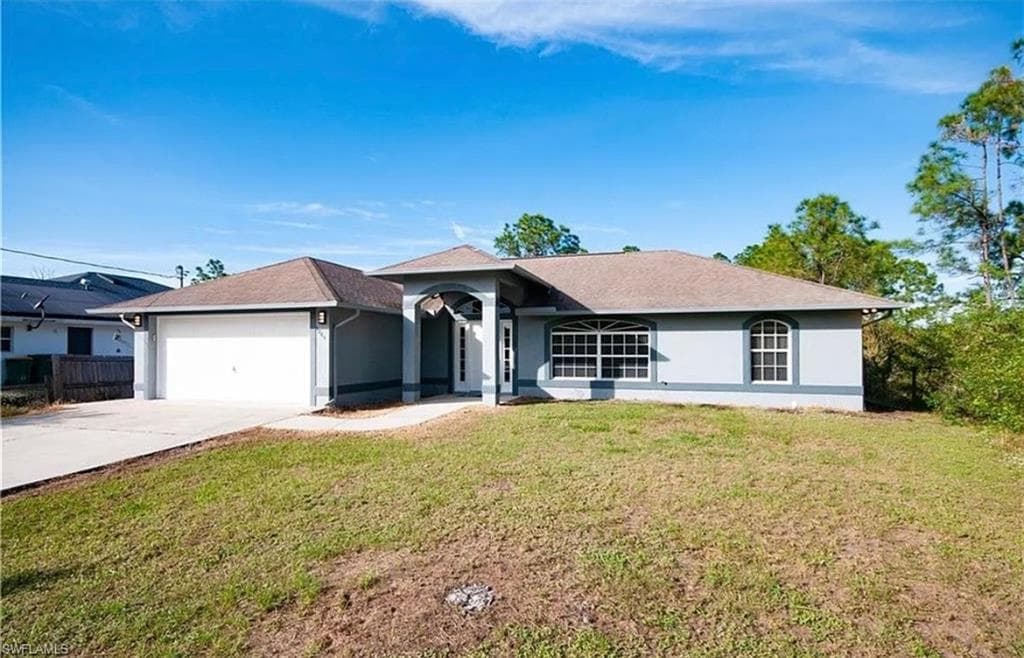 3265 58th Ave NE, Naples, FL 34120-2
