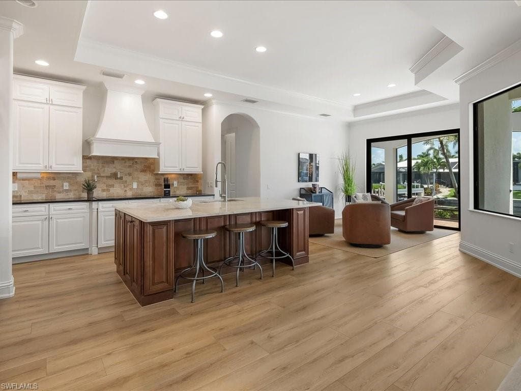 1812 Maywood Ct, Marco Island, FL 34145-19