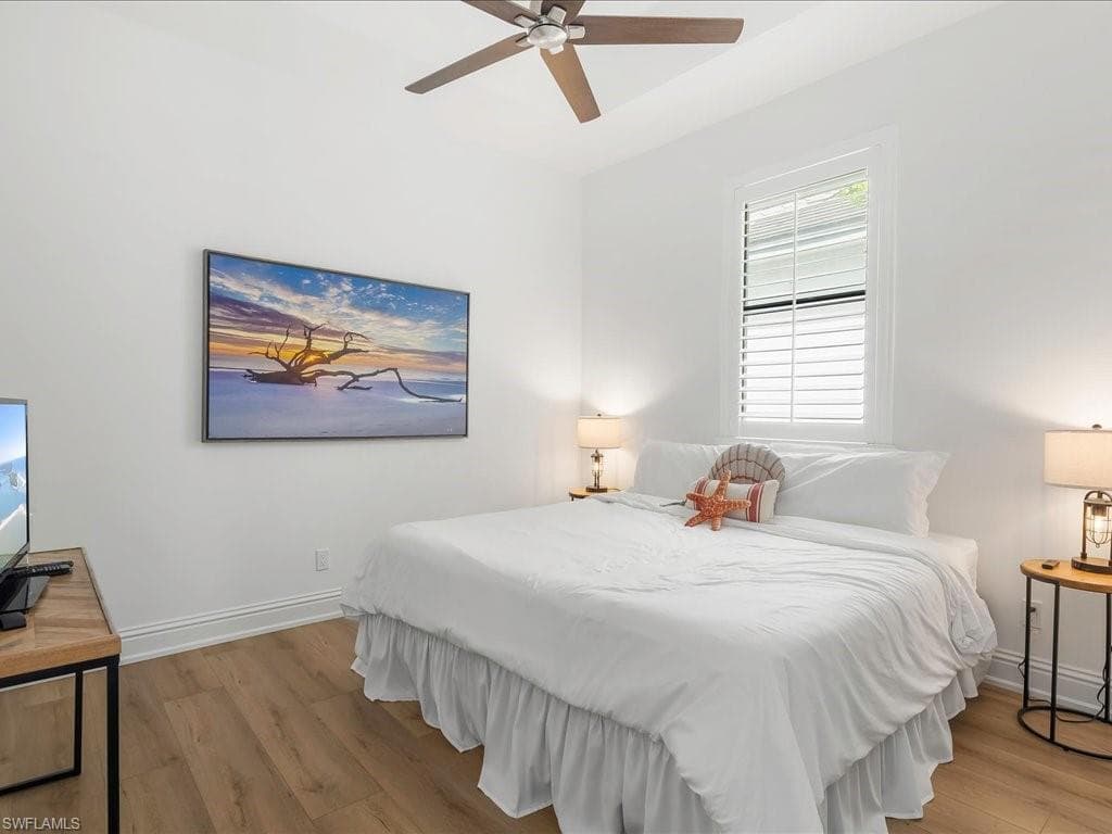 1812 Maywood Ct, Marco Island, FL 34145-27
