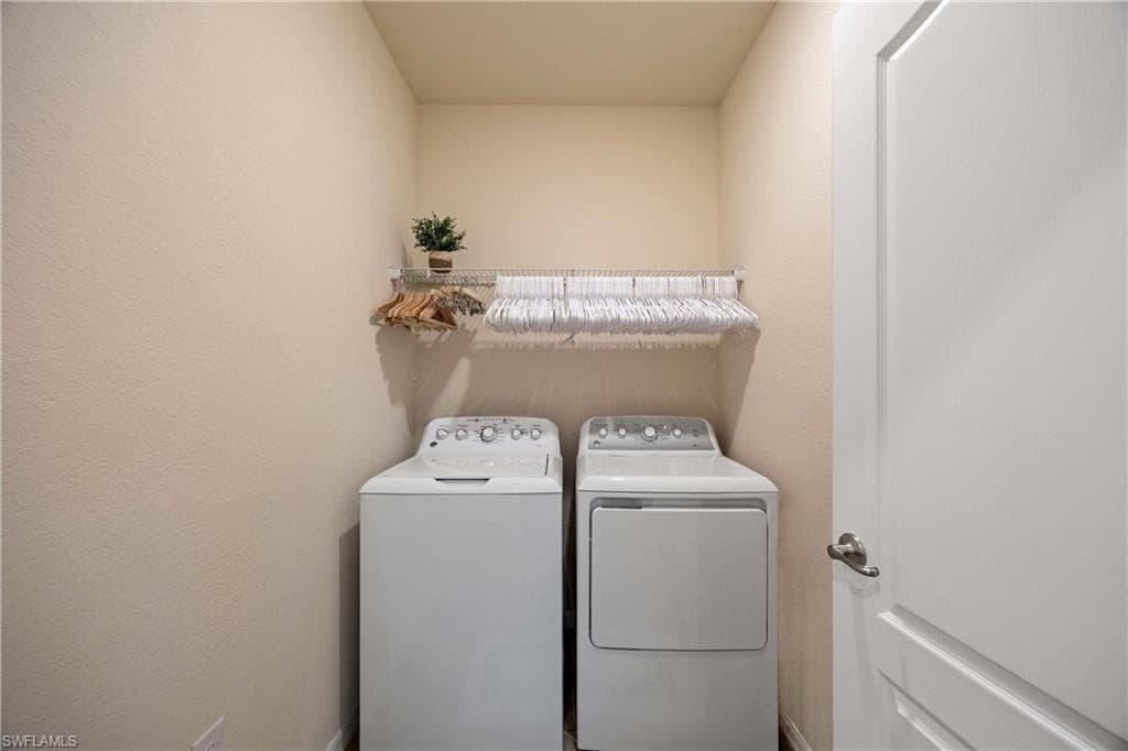1160 Santorini Pl 13, Naples, FL 34113-25