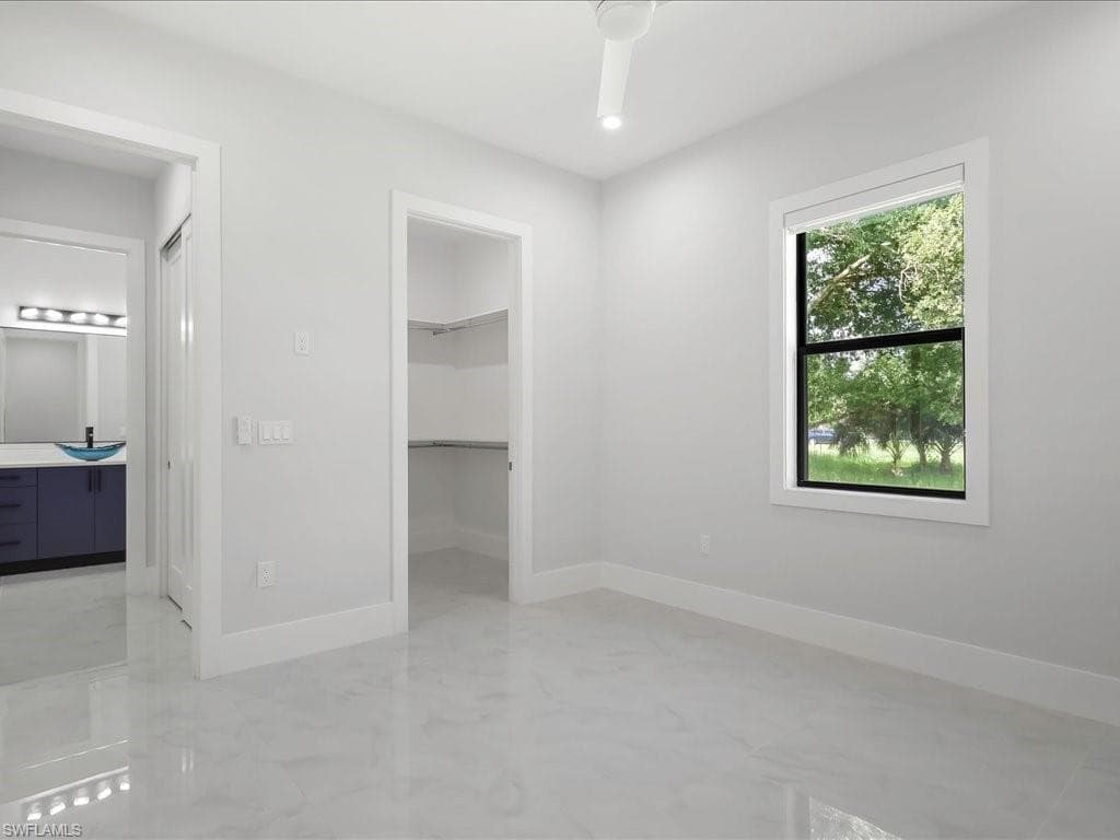 103 14th St SE, Naples, FL 34117-26