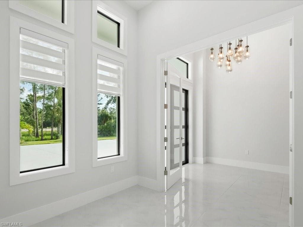 103 14th St SE, Naples, FL 34117-34