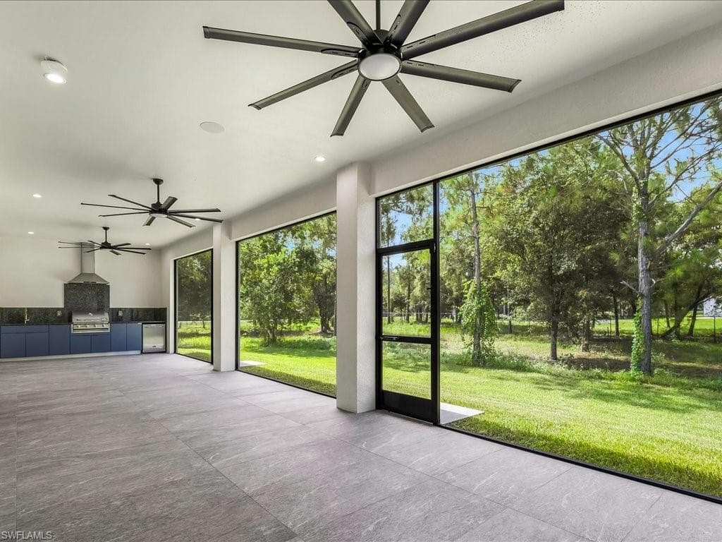103 14th St SE, Naples, FL 34117-36