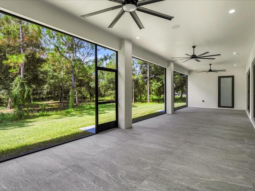 103 14th St SE, Naples, FL 34117-37
