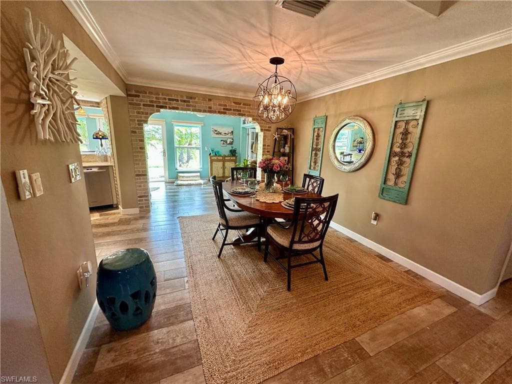 107 Round Key Cir E9, Naples, FL 34112-13
