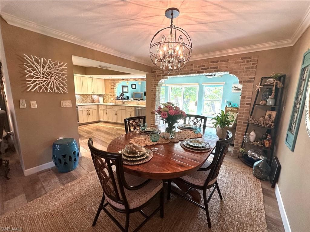 107 Round Key Cir E9, Naples, FL 34112-14