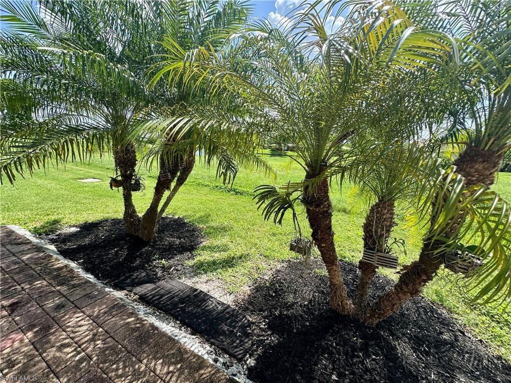 107 Round Key Cir E9, Naples, FL 34112-46