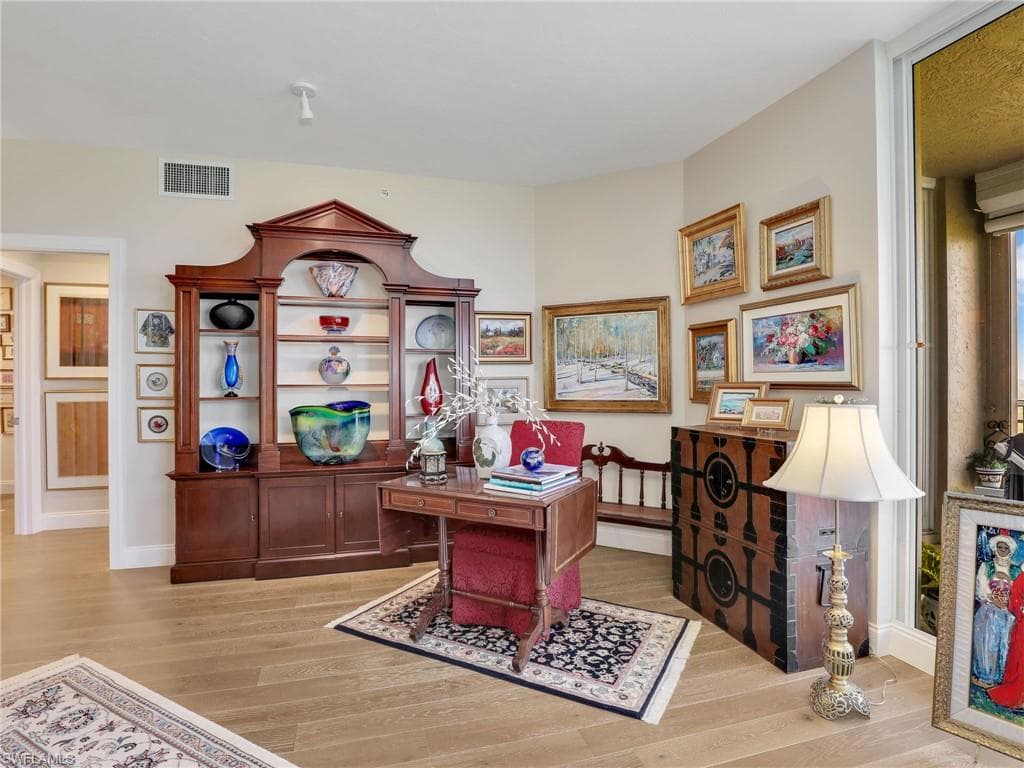 1001 Arbor Lake Dr 1102, Naples, FL 34110-10
