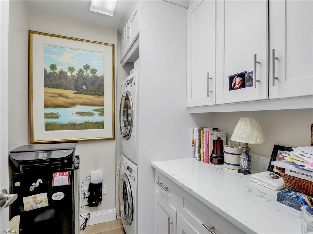 1001 Arbor Lake Dr 1102, Naples, FL 34110-23