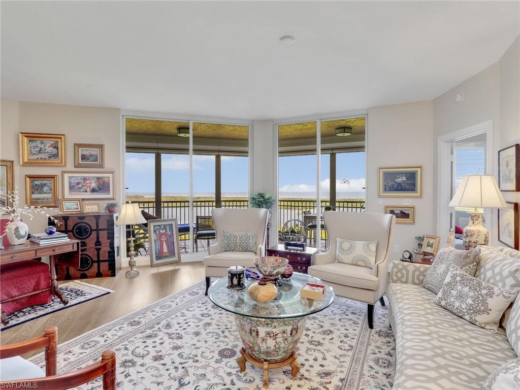 1001 Arbor Lake Dr 1102, Naples, FL 34110-4