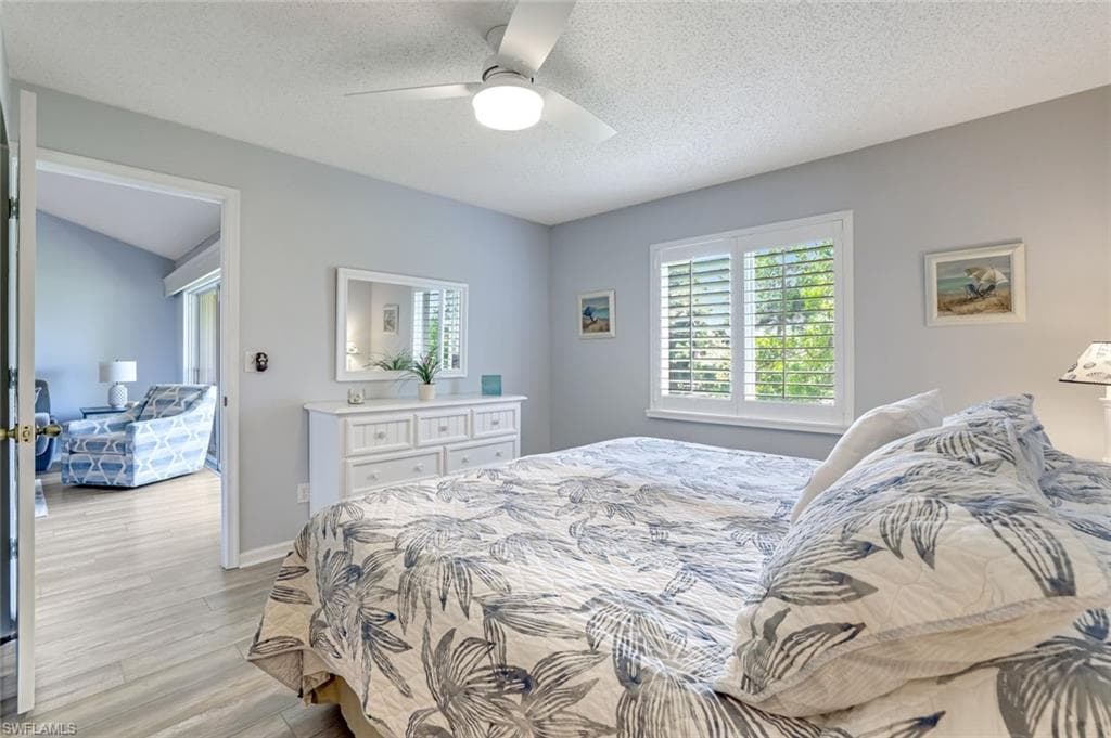 6860 Dennis Cir K204, Naples, FL 34104-13